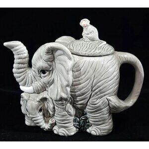 Elephant-Themed Ceramic Teapot With Monkey Lid In Glossy Gray Finish